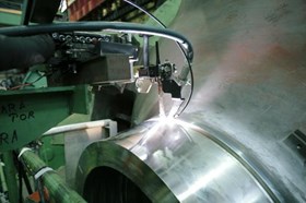 Welding between the shells of a spent fuel container. Photo: ENSA (Click to view larger version...)